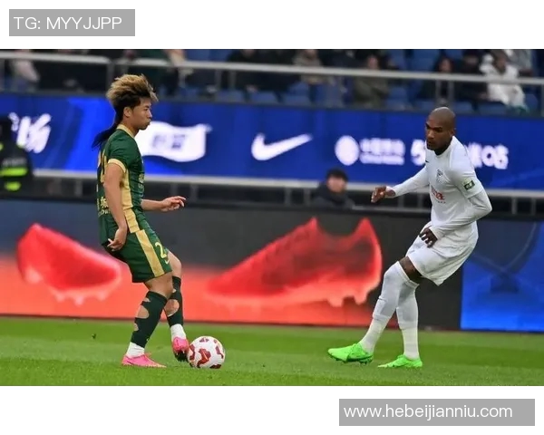 哪位足球明星的帅气指数最高引发球迷热议与讨论 哪位足球明星的帅气指数最高引发球迷热议与讨论